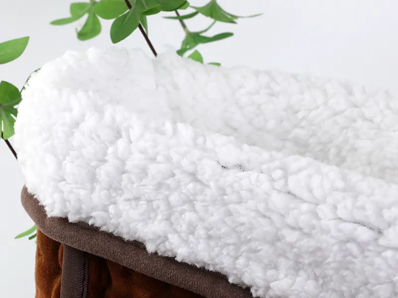 Why Should Factories and Retailers Stock Our Electric Foot Warmers This Season?