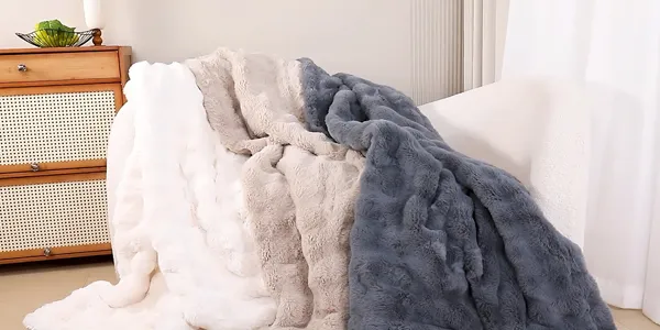 Luxury Faux Rabbit Fur Electric Throw Blanket