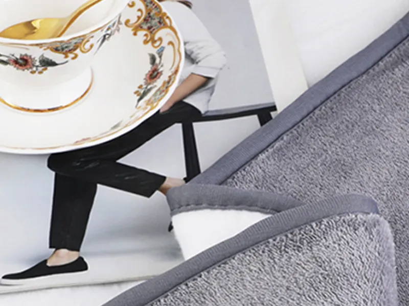 Why Should Factories and Retailers Choose Our Electric Under Blankets?