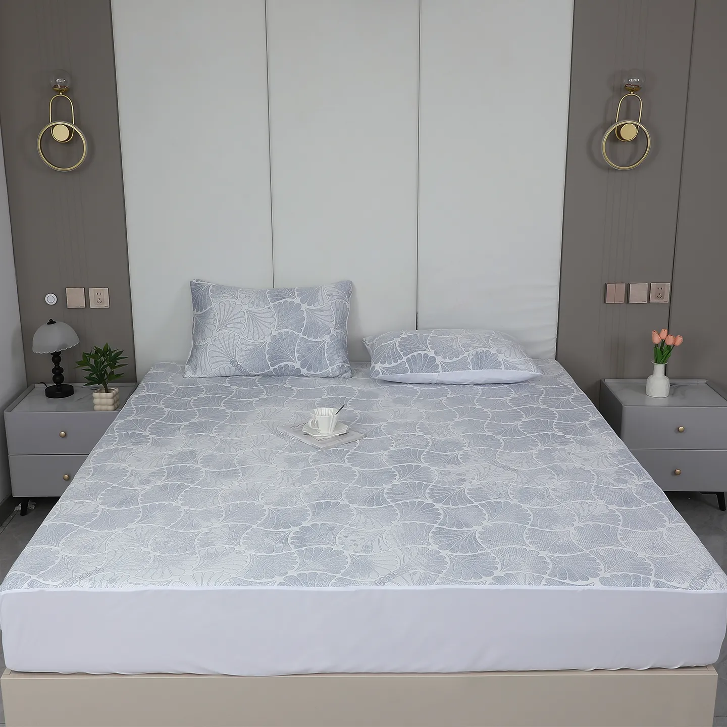 Pattern Collection Ice Silk Mattress Cover